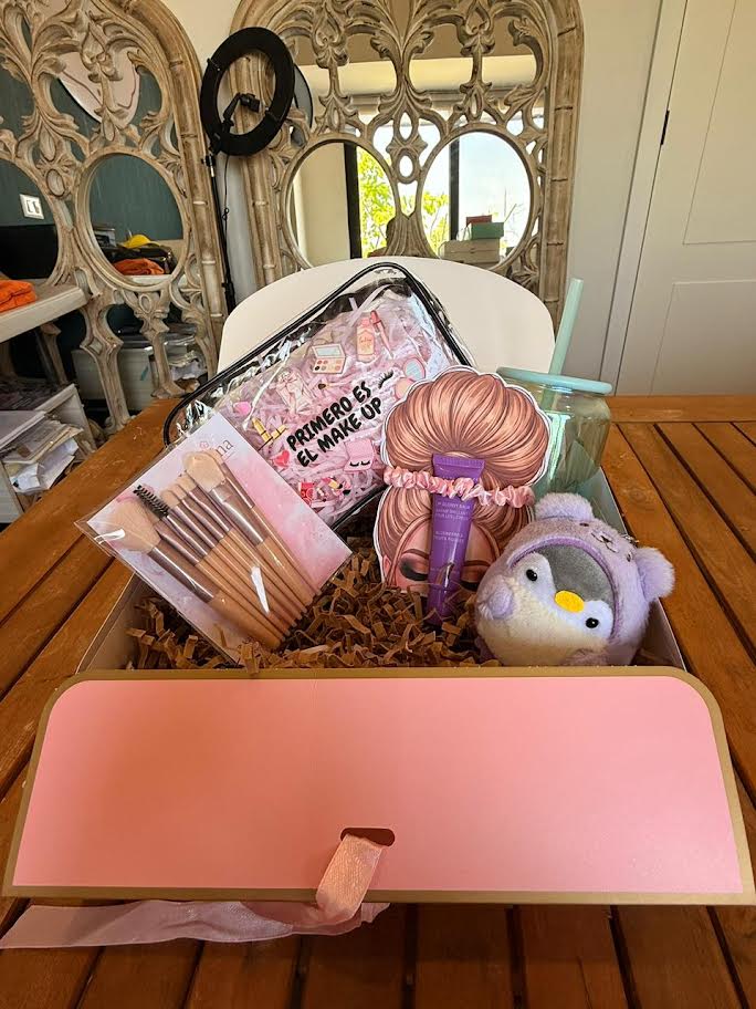 CAJA MAKE UP
