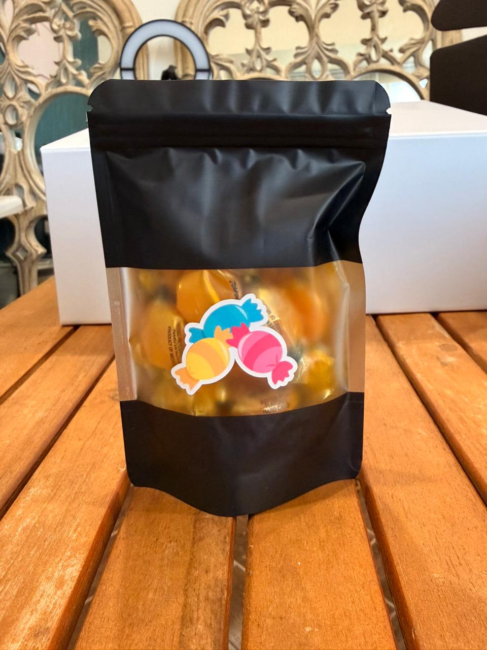 CAJA CON ESTILO CORBATA